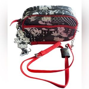 NIB Disney Mini Mouse Camera Crossbody Bag & Key Chain Gift Set in Box